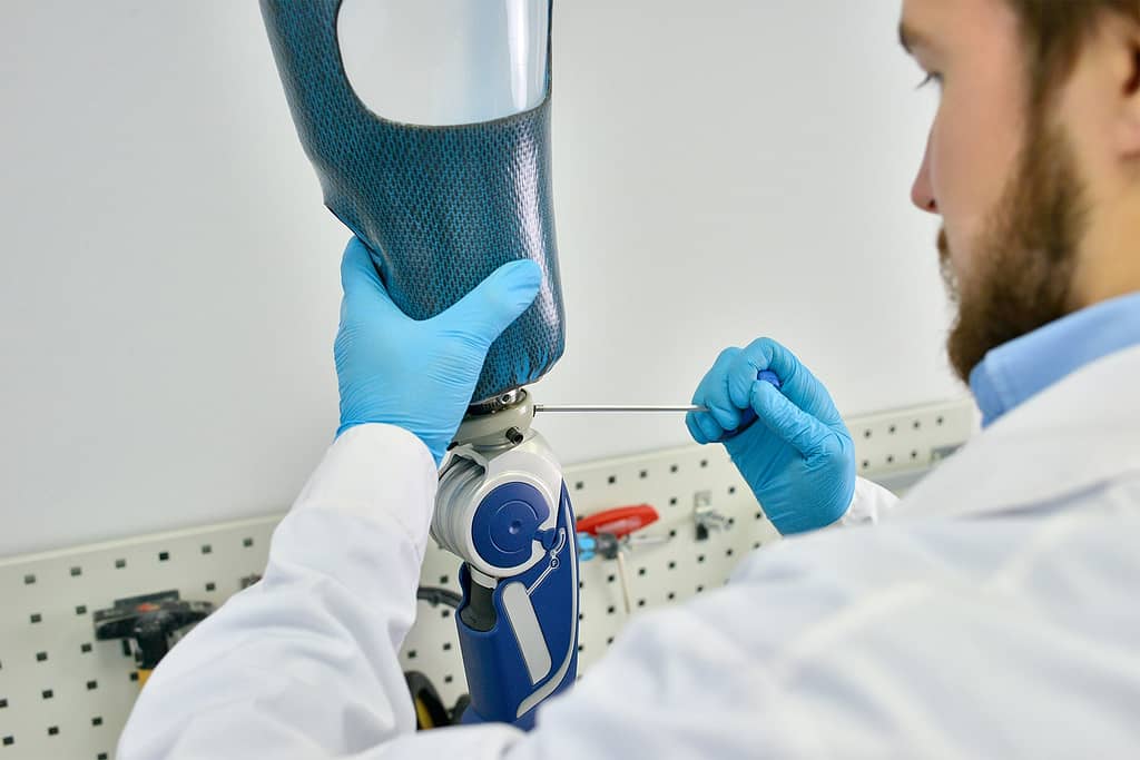 prosthetist-making-artificial-leg-DCTSXP8
